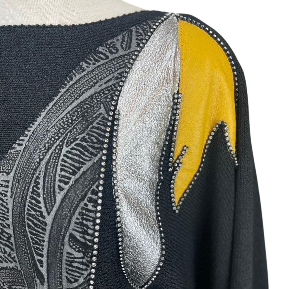 Vintage 80s Womens (L) Black‎ Knit Batwing Sweater Leather Applique Mobwife - Picture 2 of 7